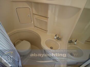 sea-ray-335-usato-in-vendita-bagno